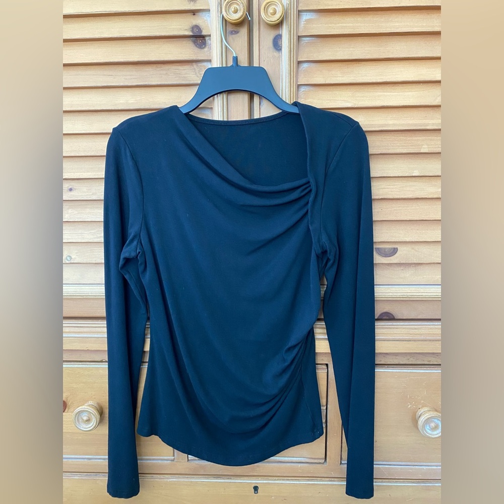Commense asymmetrical neckline long sleeve top